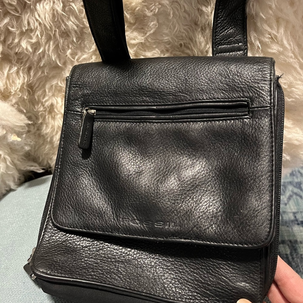 Black leather and nylon Fossil crossbody bag